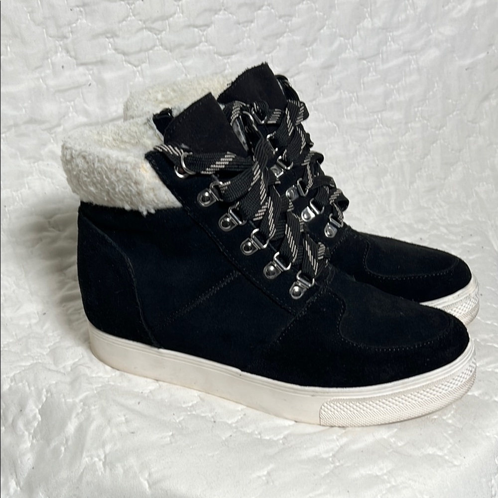 Steve Madden Lakes - Leather/ Faux Fur Ankle Boots - Size 10